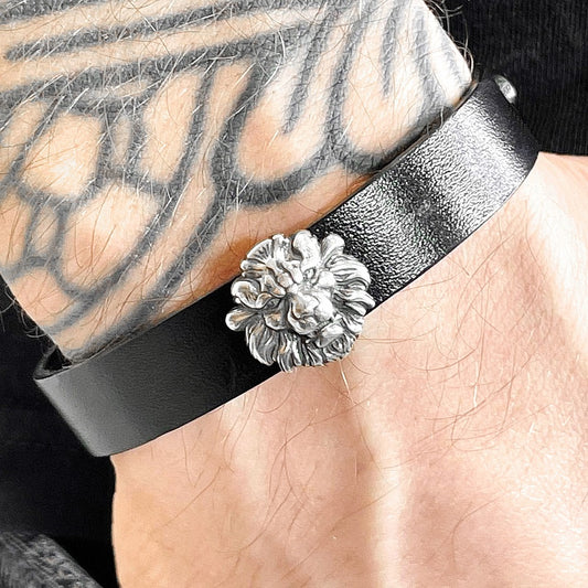 Set - LORO FEDE Lion medallion, 925 silver and genuine leather bracelet
